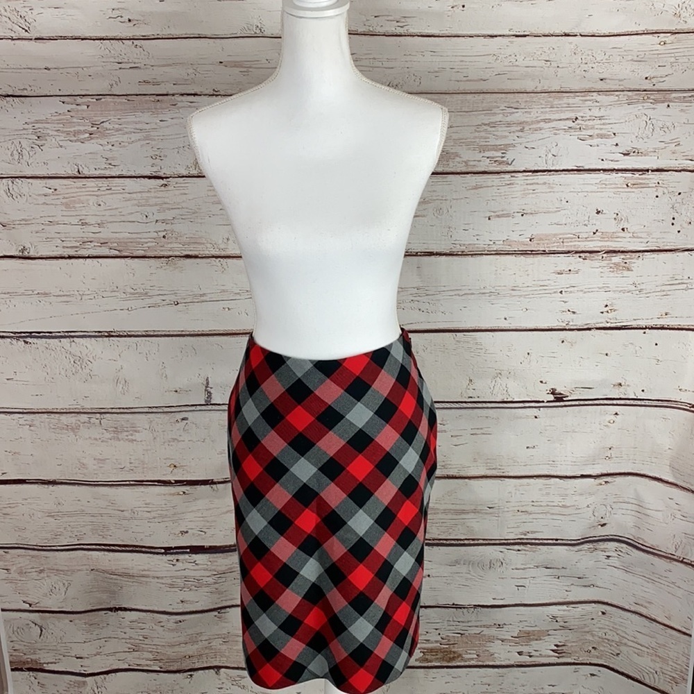The Limited Casual Plaid Skirt 10